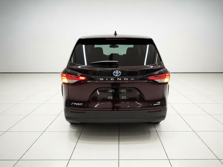 Sienna 2023 2.5L Hybrid Comfort photo 3