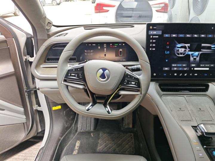 N7 2024 630 AWD ADAS Max photo 6