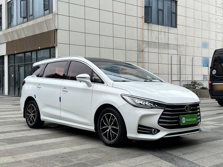 Song MAX 2017 1.5T AT Connected Elite 7-Seater photo 3