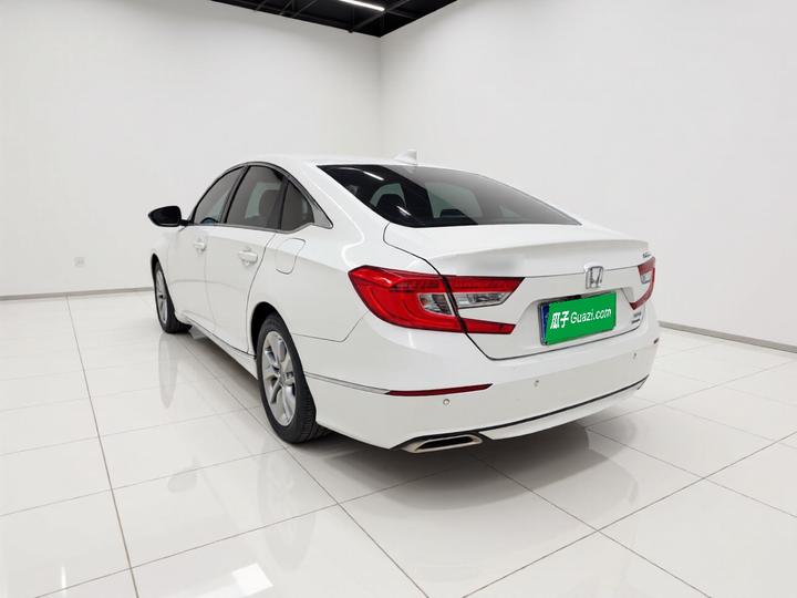 Accord 2018 260TURBO Luxury China VI photo 4