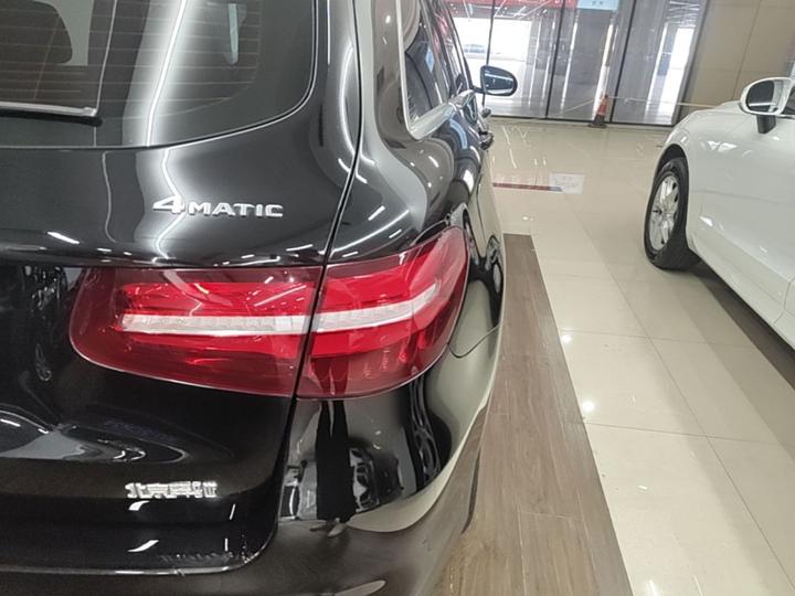 GLC 2017 GLC 260 4MATIC Luxury photo 7