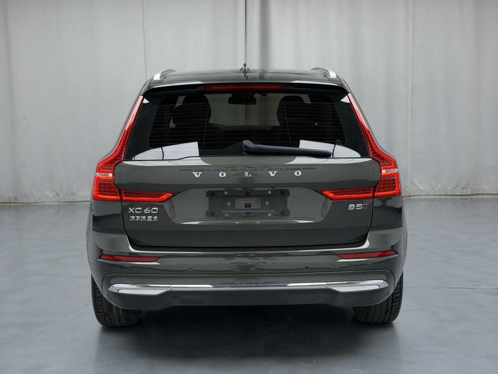 XC60 2022 B5 AWD Luxury photo 3