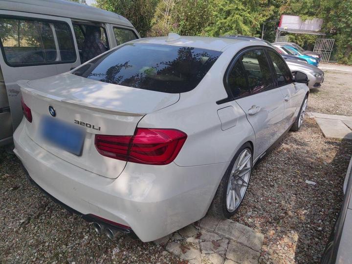 3 Series 2018 320Li Leading M Sport Package photo 3