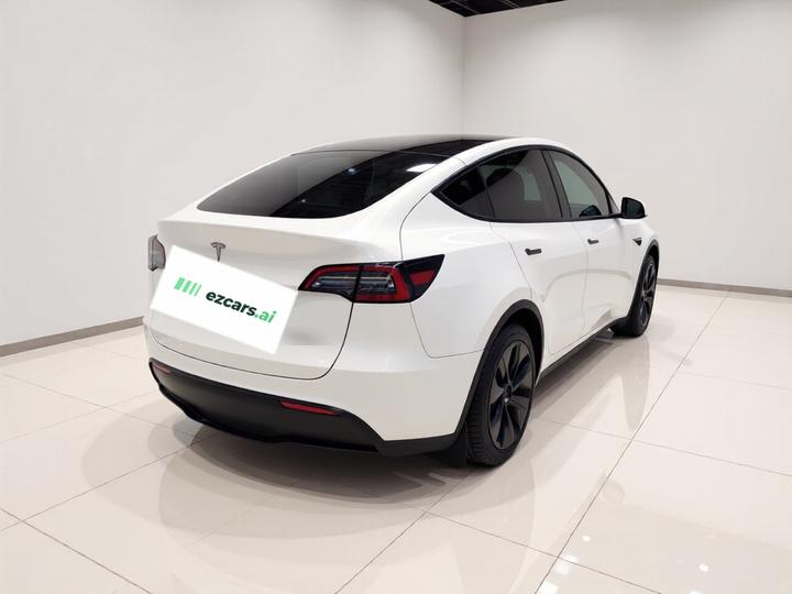 Model Y 2024 RWD photo 6