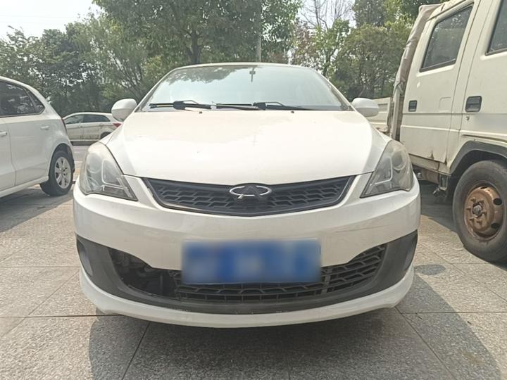 Fulwin 2 2013 Hatchback 1.5L MT photo 2