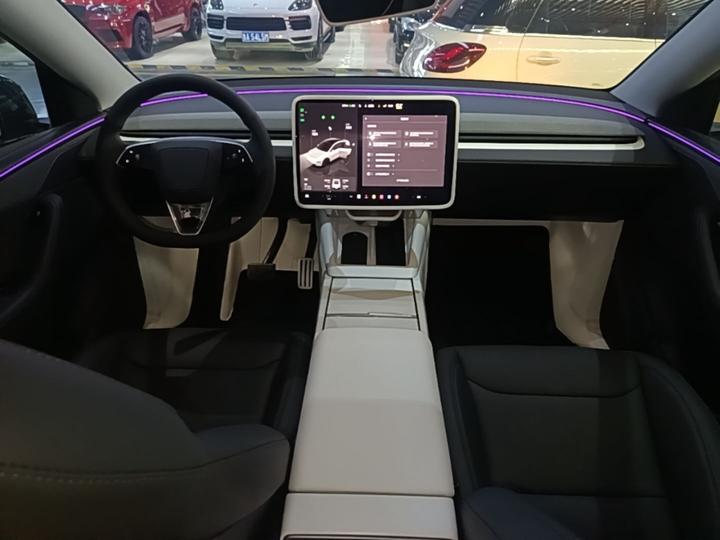 Model Y 2025 Facelift Long Range AWD photo 5