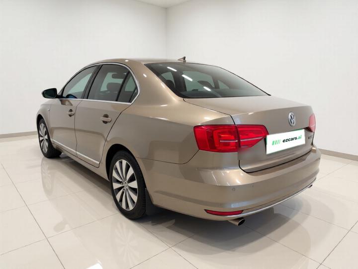 Sagitar 2017 230TSI AT Comfort photo 4