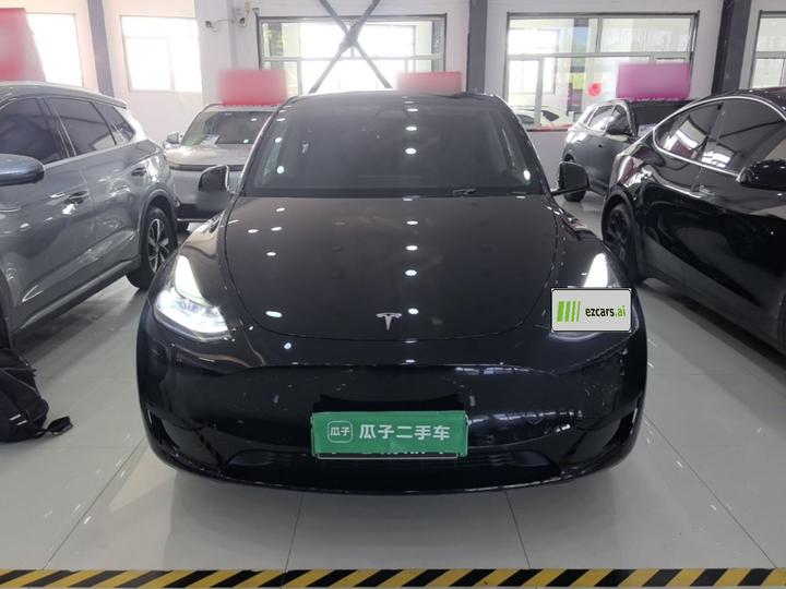 Model Y 2023 RWD photo 2