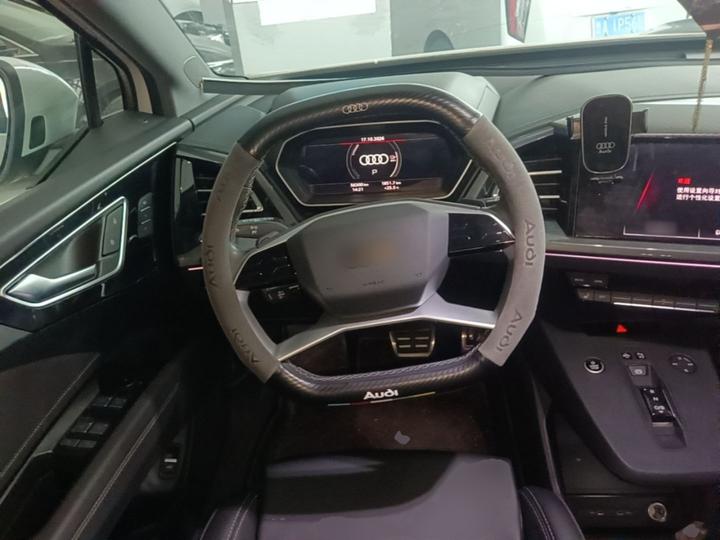Q4 e-tron 2024 40 e-tron photo 6