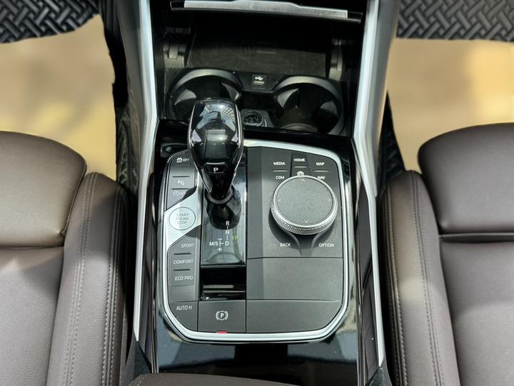 3 Series 2020 325Li Launch Edition photo 5