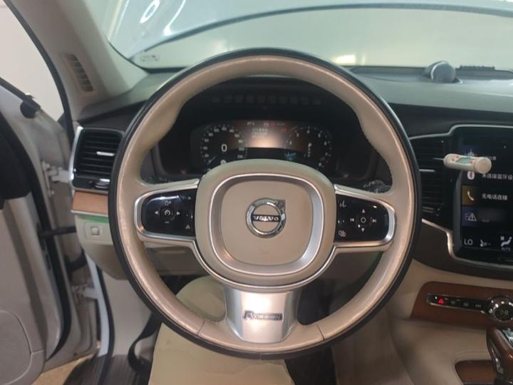 XC90 2015 T6 7-Seater photo 6