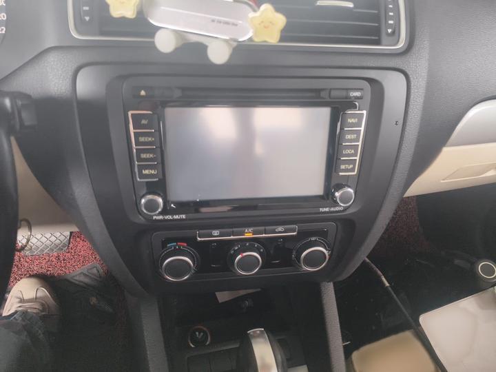 Sagitar 2014 1.6L AT Comfort photo 5