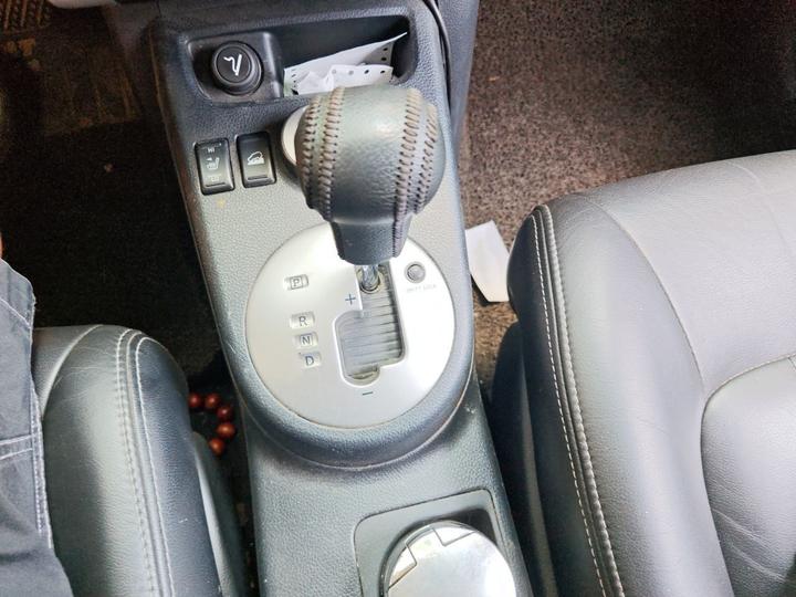 X-Trail 2012 2.5L CVT Luxury 4WD photo 6
