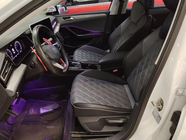 Sagitar 2023 300TSI DSG Excellence photo 6