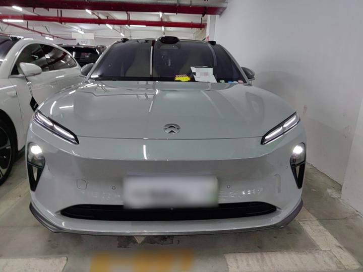 ET5 2022 75kWh photo 2