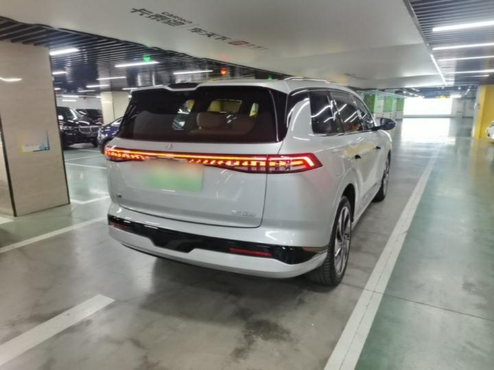 Yipai eπ008 2025 210Ultra EREV 5-Seater photo 6