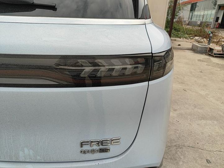 Voyah FREE 2024 Extended Range ADAS photo 7