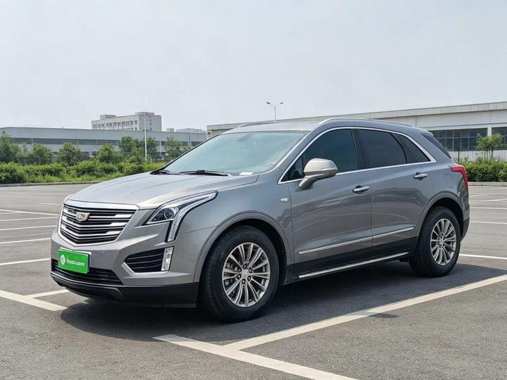 XT5 2018 25T Luxury