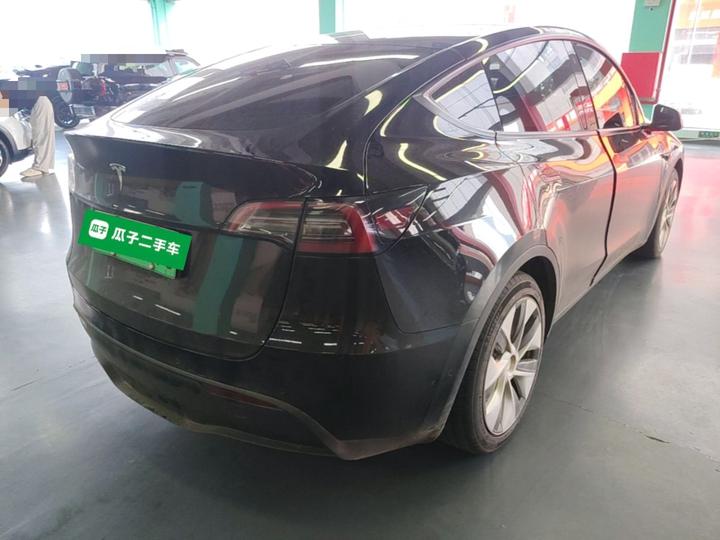 Model Y 2022 Facelift RWD photo 4