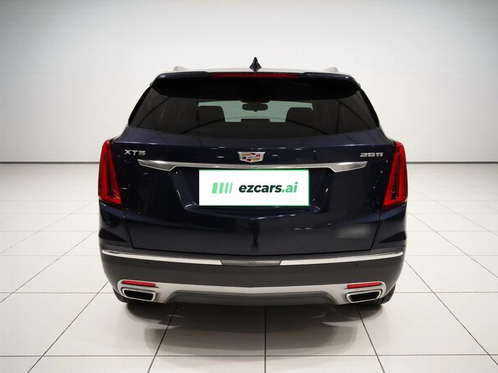 XT5 2020 Facelift 28T Luxury photo 5