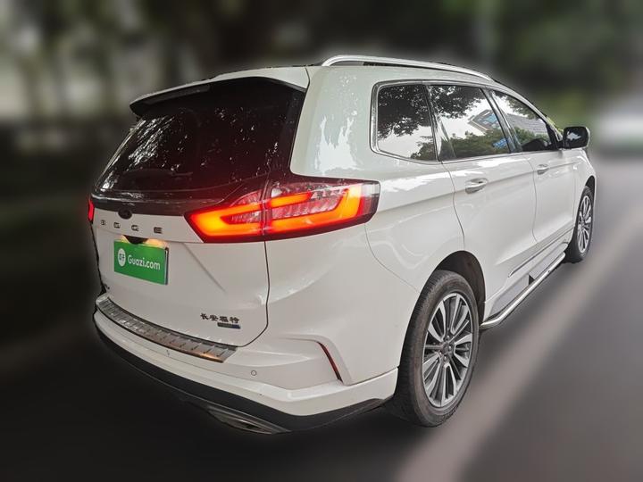 Edge 2021 Facelift PLUS EcoBoost 245 RWD 7-Seater photo 6