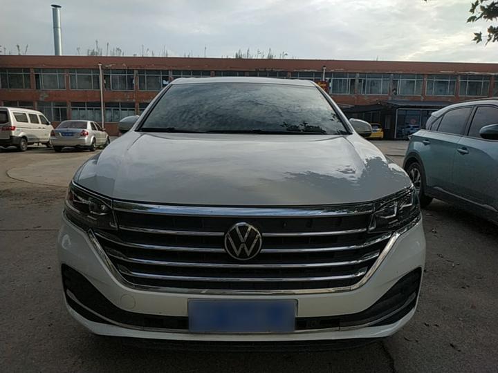 Viloran 2020 330TSI Luxury photo 2