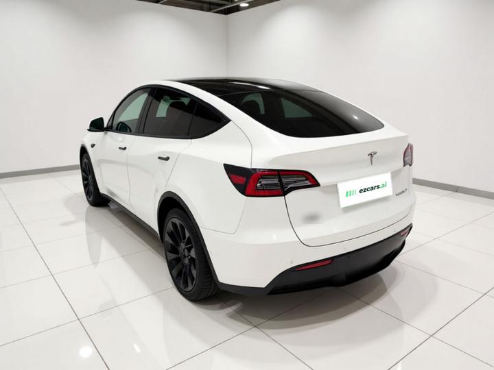 Model Y 2021 Long Range AWD photo 4