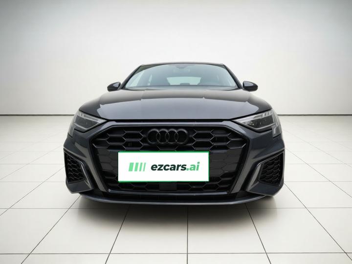 A3 2021 Sportback 35 TFSI Luxury Sport photo 2