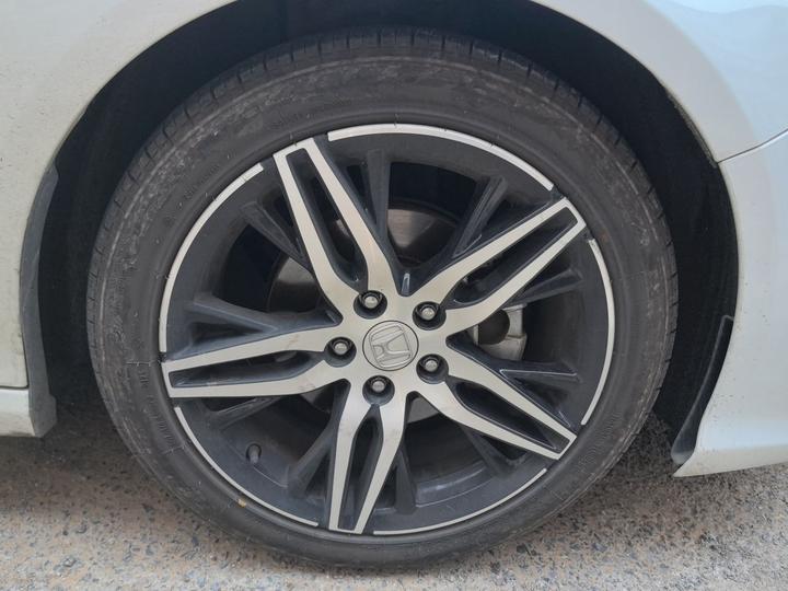 2022 260TURBO photo 8