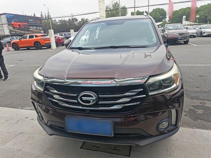 GAC Trumpchi GS4 2017 235T AT RWD Luxury Connected photo 2