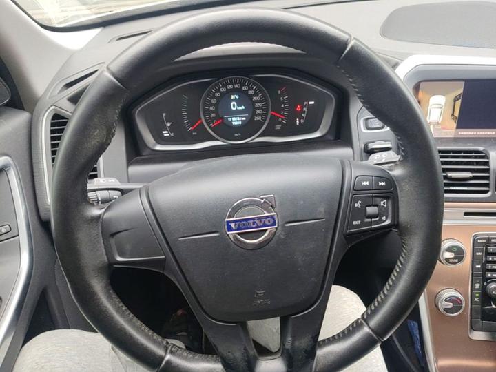 XC60 2017 T5 Upgraded photo 6