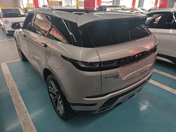 Range Rover Evoque EV 2022 Evoque L P300e photo 4