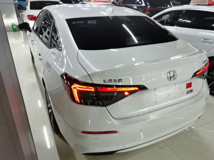 Civic 2025 240TURBO CVT Plus photo 4
