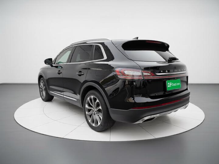 Nautilus 2021 2.0T AWD Exclusive photo 4