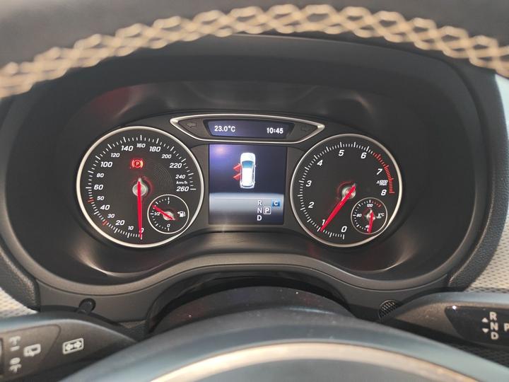 B-Class 2019 B 200 Dynamic photo 8