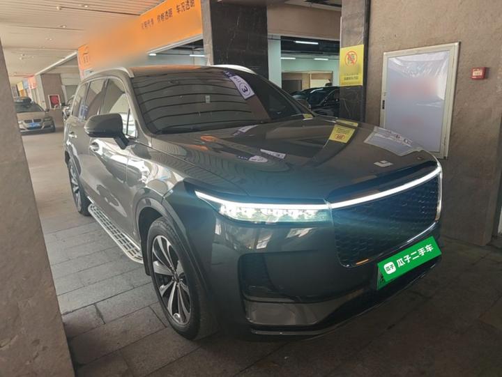 Li Auto ONE 2021 EREV 6-Seater photo 3