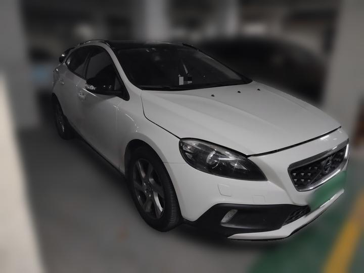 V40 2014 Cross Country 2.0T photo 3