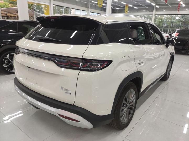 Song Ultra EV 2026 EV 605KM photo 4