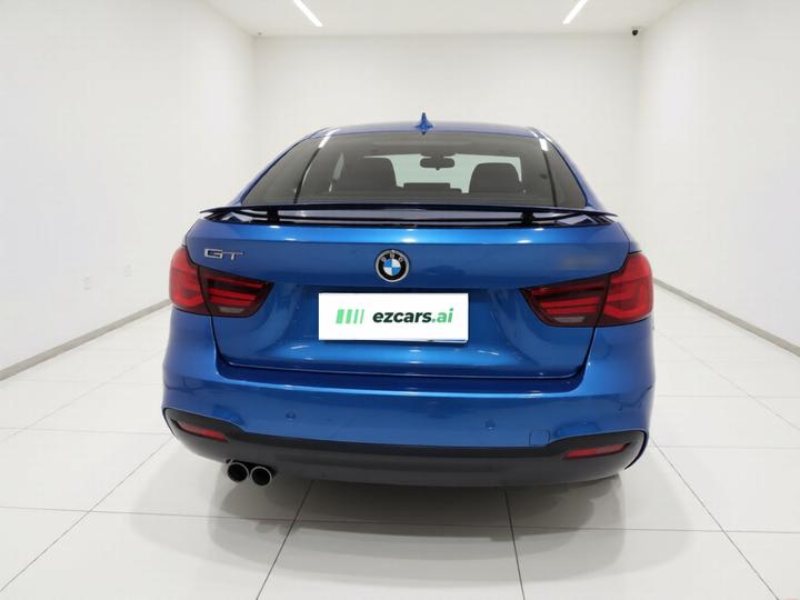 3 SeriesGT 2019 320i M Sport photo 3