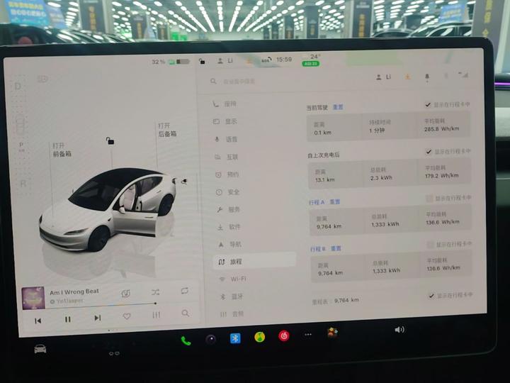 Model 3 2023 RWD photo 7