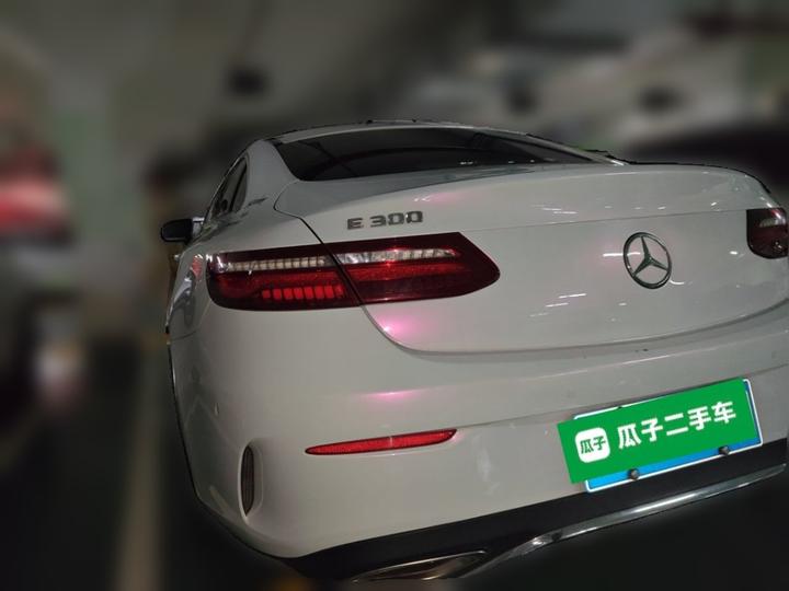 E-Class Imported 2019 E 200 Coupe photo 4