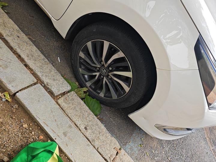 Corolla 2017 Facelift Hybrid 1.8L E-CVT Leading photo 8