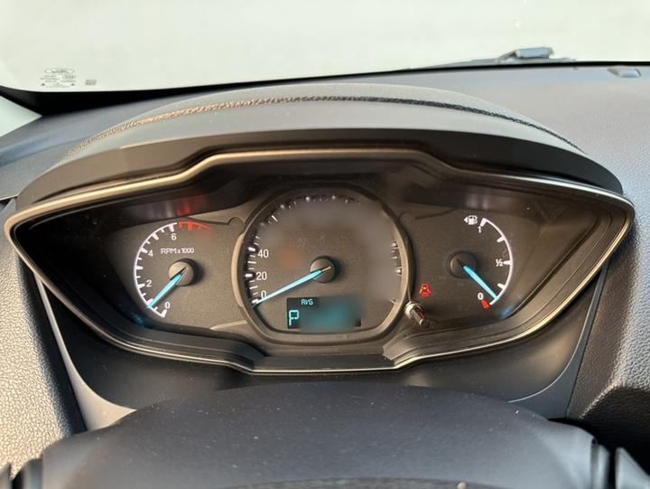 Escort 2017 Facelift 1.5L AT Comfort photo 3