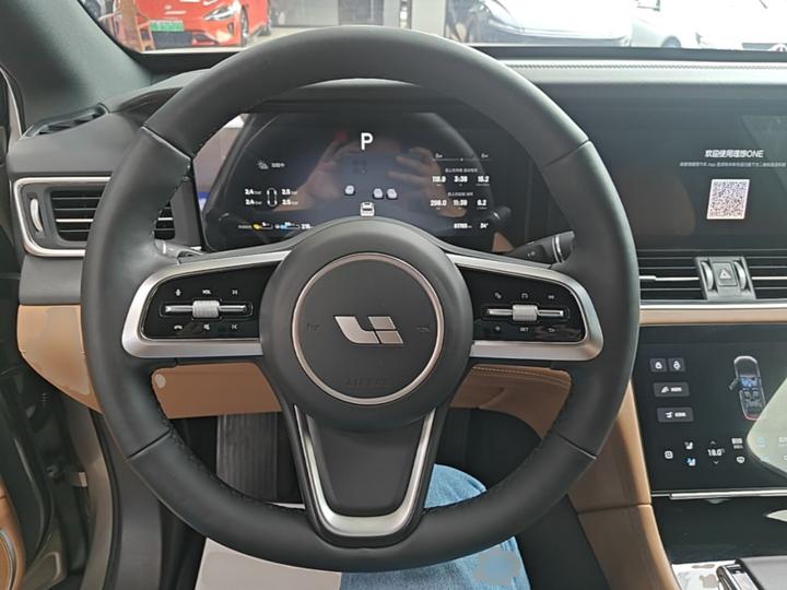 Li Auto ONE 2021 EREV 6-Seater photo 6