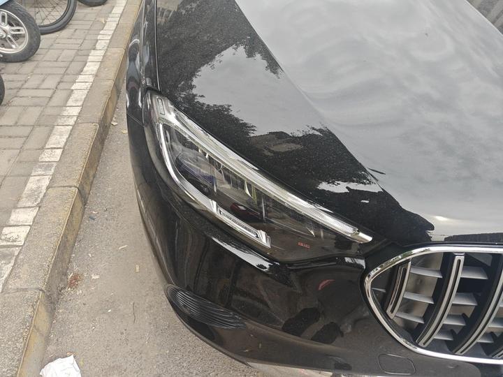 GLC 2023 Facelift GLC 260 L 4MATIC Dynamic 5-Seater photo 7