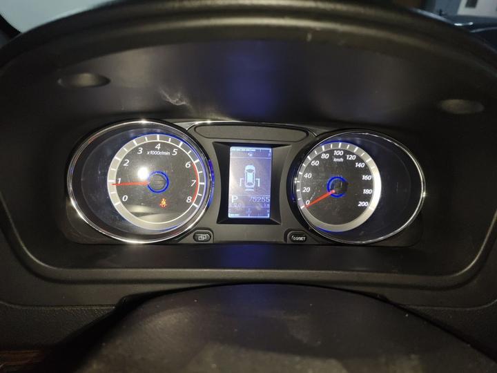 Forthing CM7 2016 2.0T AT Exclusive photo 4