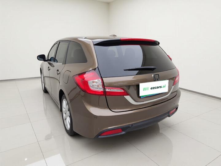 Jade 2013 1.8L AT Comfort 5-Seater photo 4