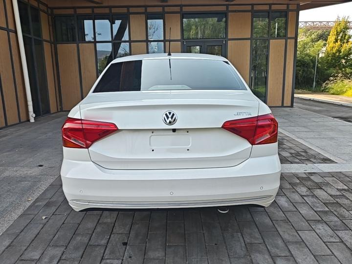 2017 1.4L MT Comfort photo 3