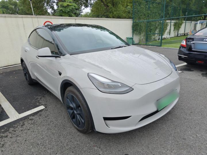 Model Y 2023 RWD photo 3