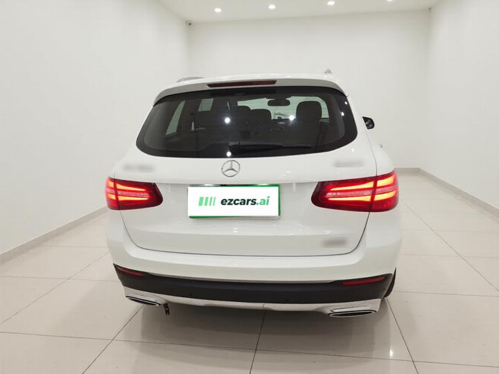 GLC 2018 GLC 200 4MATIC photo 5